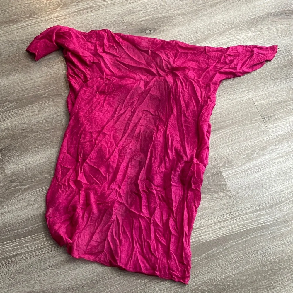 LuLaRoe Fuchsia cover up